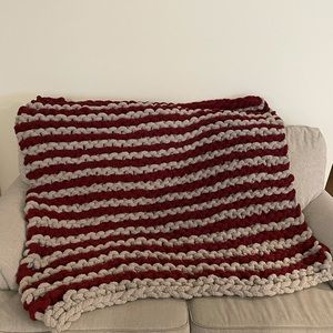 Grey and burgundy hand made chunky knit blanket. New, cozy, cute